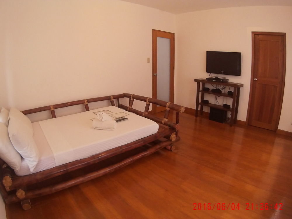 Готель Casitas De Boracay Manoc-Manoc Екстер'єр фото