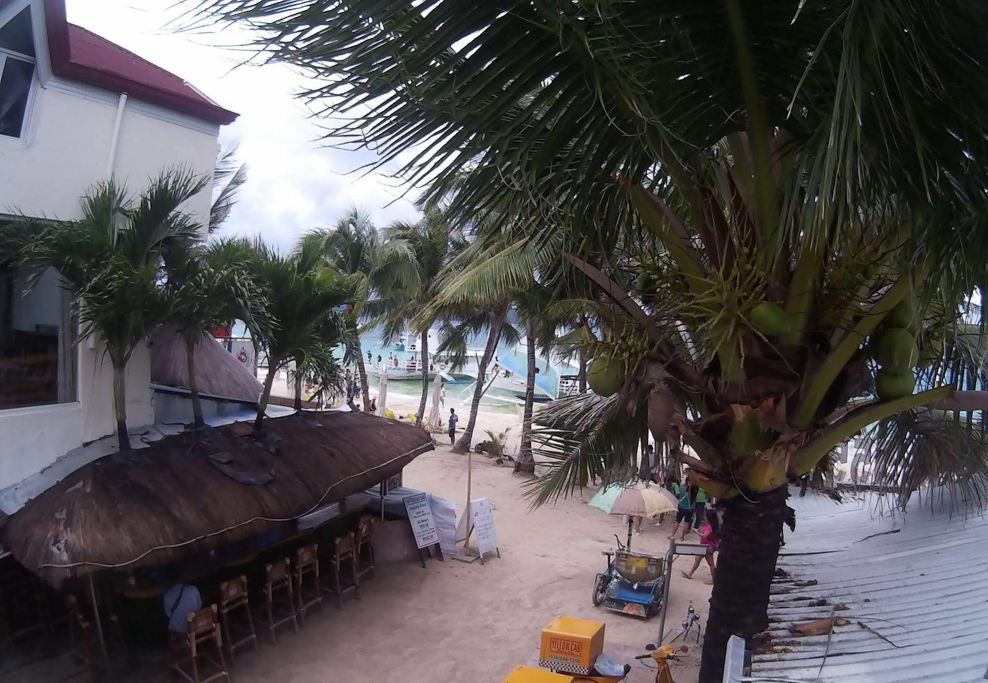 Готель Casitas De Boracay Manoc-Manoc Екстер'єр фото