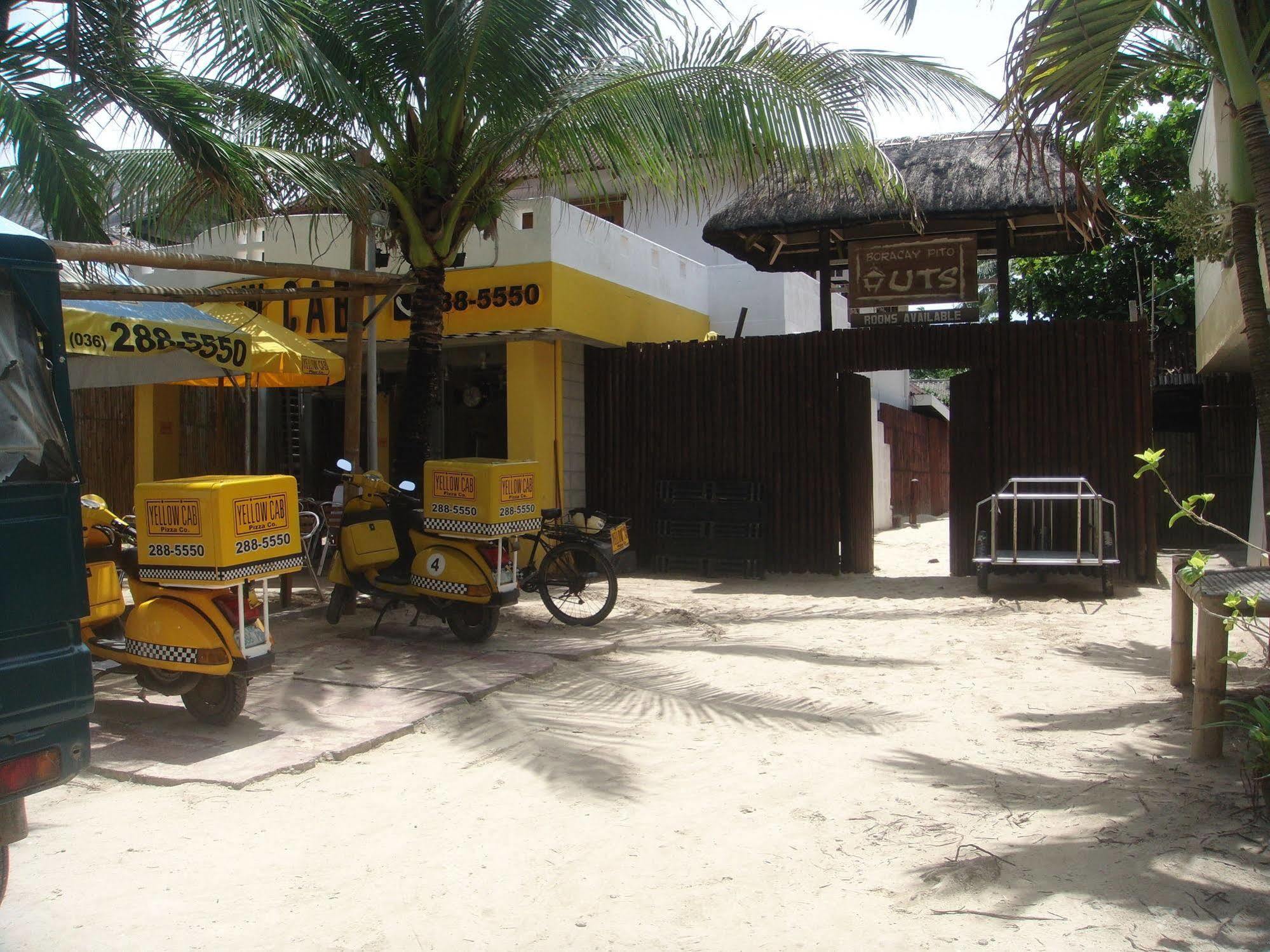Готель Casitas De Boracay Manoc-Manoc Екстер'єр фото