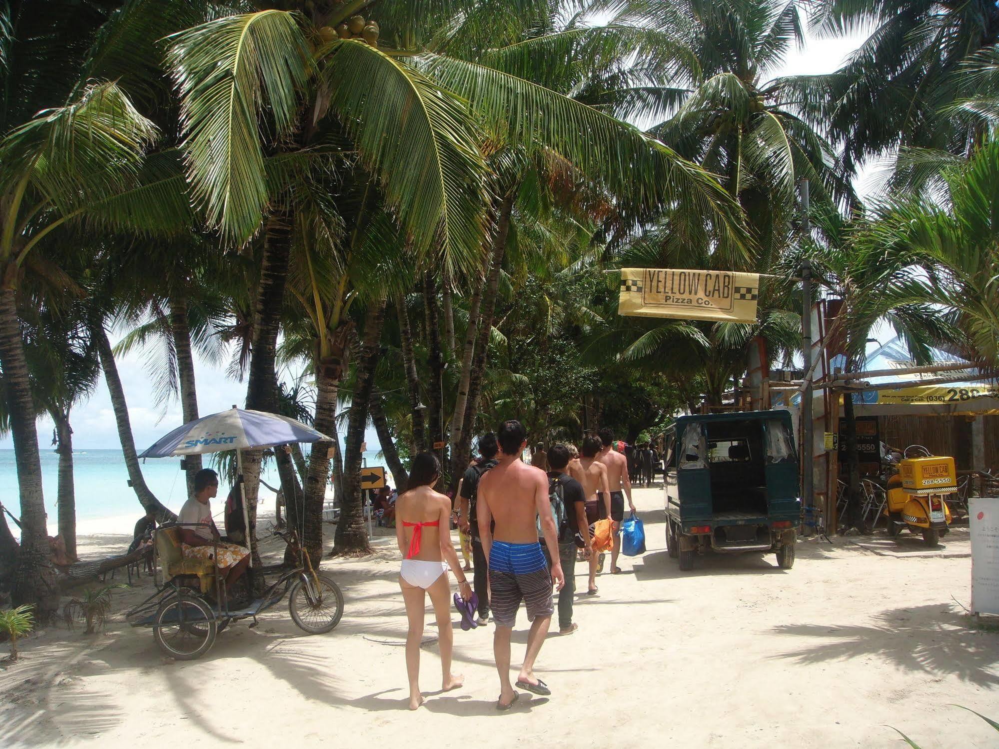 Готель Casitas De Boracay Manoc-Manoc Екстер'єр фото