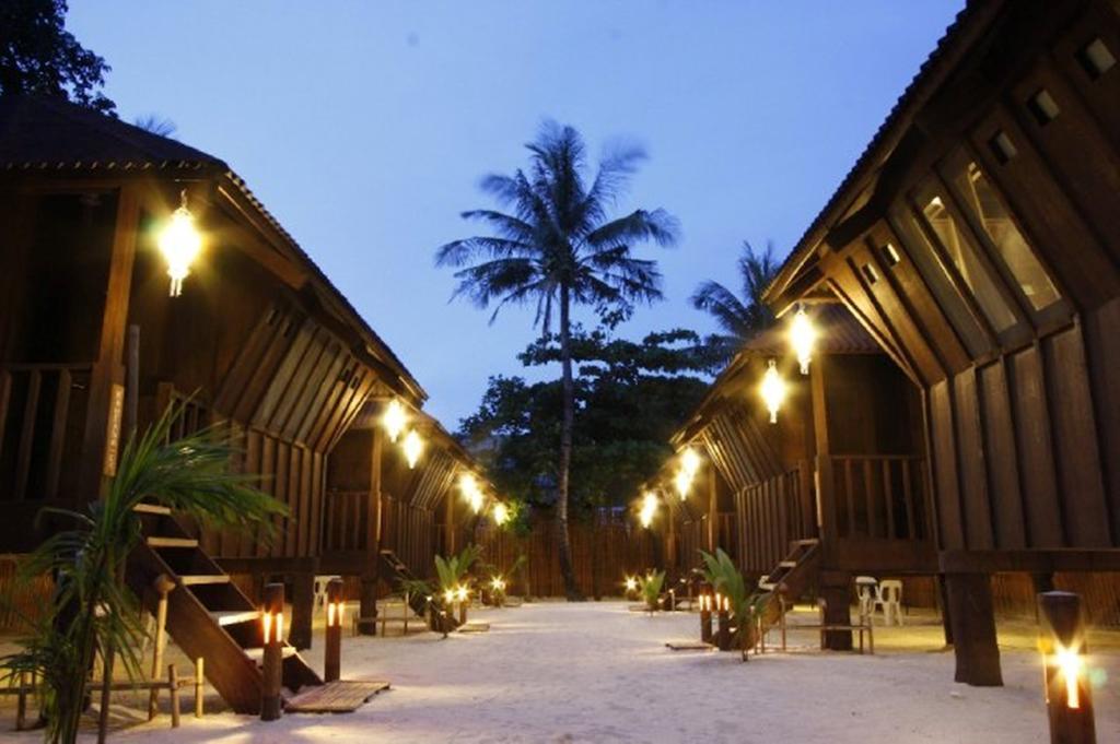 Готель Casitas De Boracay Manoc-Manoc Екстер'єр фото